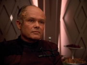 extant_StarTrek_VOY_4x09-YearOfHellPart2_00658.jpg