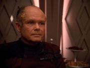 extant_StarTrek_VOY_4x09-YearOfHellPart2_00659.jpg