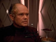 extant_StarTrek_VOY_4x09-YearOfHellPart2_00662.jpg