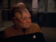 extant_StarTrek_VOY_4x09-YearOfHellPart2_00946.jpg