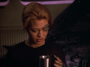 extant_StarTrek_VOY_4x09-YearOfHellPart2_00988.jpg