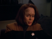 extant_StarTrek_VOY_4x09-YearOfHellPart2_01031.jpg