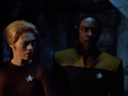 extant_StarTrek_VOY_4x09-YearOfHellPart2_01102.jpg