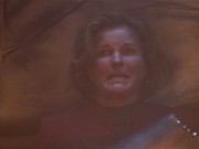 extant_StarTrek_VOY_4x09-YearOfHellPart2_01588.jpg