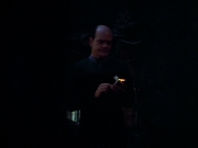 extant_StarTrek_VOY_4x09-YearOfHellPart2_01644.jpg