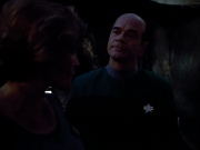 extant_StarTrek_VOY_4x09-YearOfHellPart2_01729.jpg