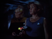 extant_StarTrek_VOY_4x09-YearOfHellPart2_01926.jpg