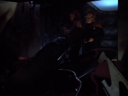 extant_StarTrek_VOY_4x09-YearOfHellPart2_01939.jpg