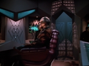 extant_StarTrek_VOY_4x09-YearOfHellPart2_02322.jpg