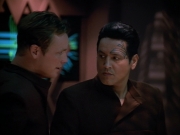 extant_StarTrek_VOY_4x09-YearOfHellPart2_02361.jpg