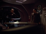 extant_StarTrek_VOY_4x09-YearOfHellPart2_02670.jpg