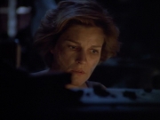 extant_StarTrek_VOY_4x09-YearOfHellPart2_03460.jpg