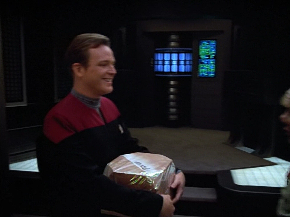 extant_StarTrek_VOY_4x10-RandomThoughts_00028.jpg