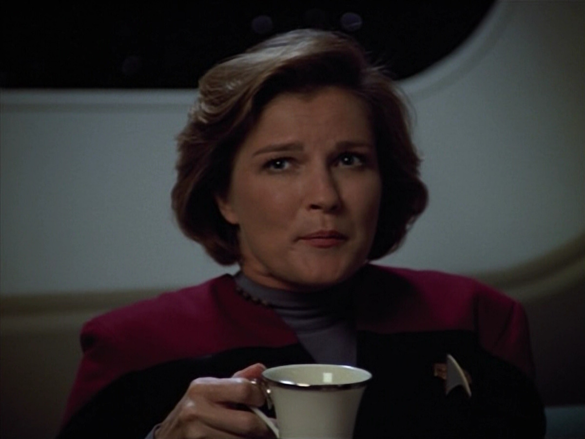 extant_StarTrek_VOY_4x10-RandomThoughts_03786.jpg