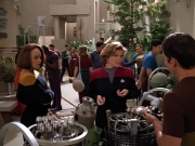 Filename=extant_StarTrek_VOY_4x10-RandomThoughts_00186.jpg
Filesize=234KiB
Dimensions=1200x900
Date added=Aug 31, 2019 extant_StarTrek_VOY_4x10-RandomThoughts_00186.jpg