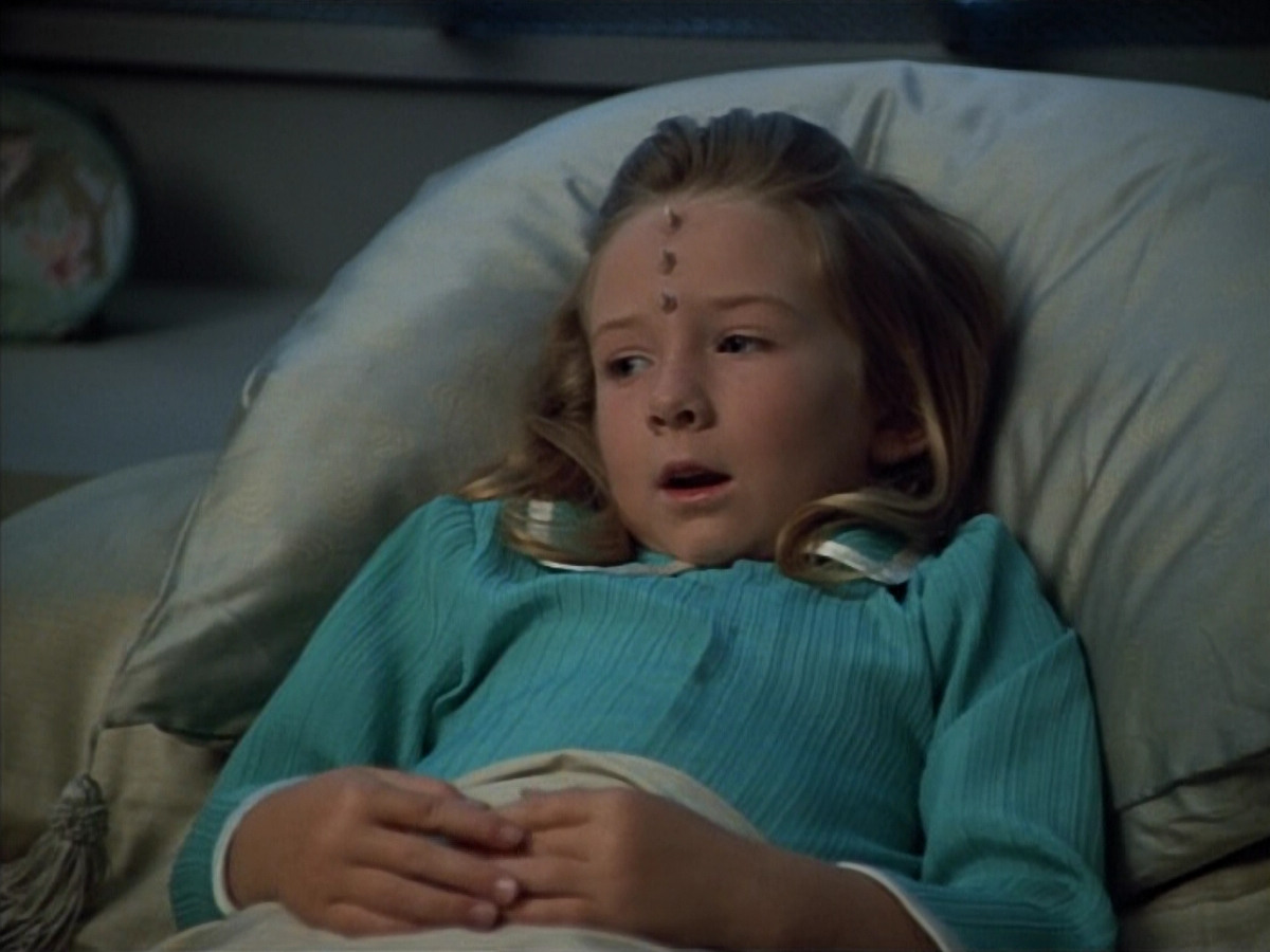 extant_StarTrek_VOY_4x12-MortalCoil_00297.jpg