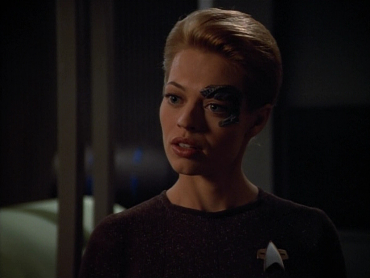 extant_StarTrek_VOY_4x12-MortalCoil_00399.jpg