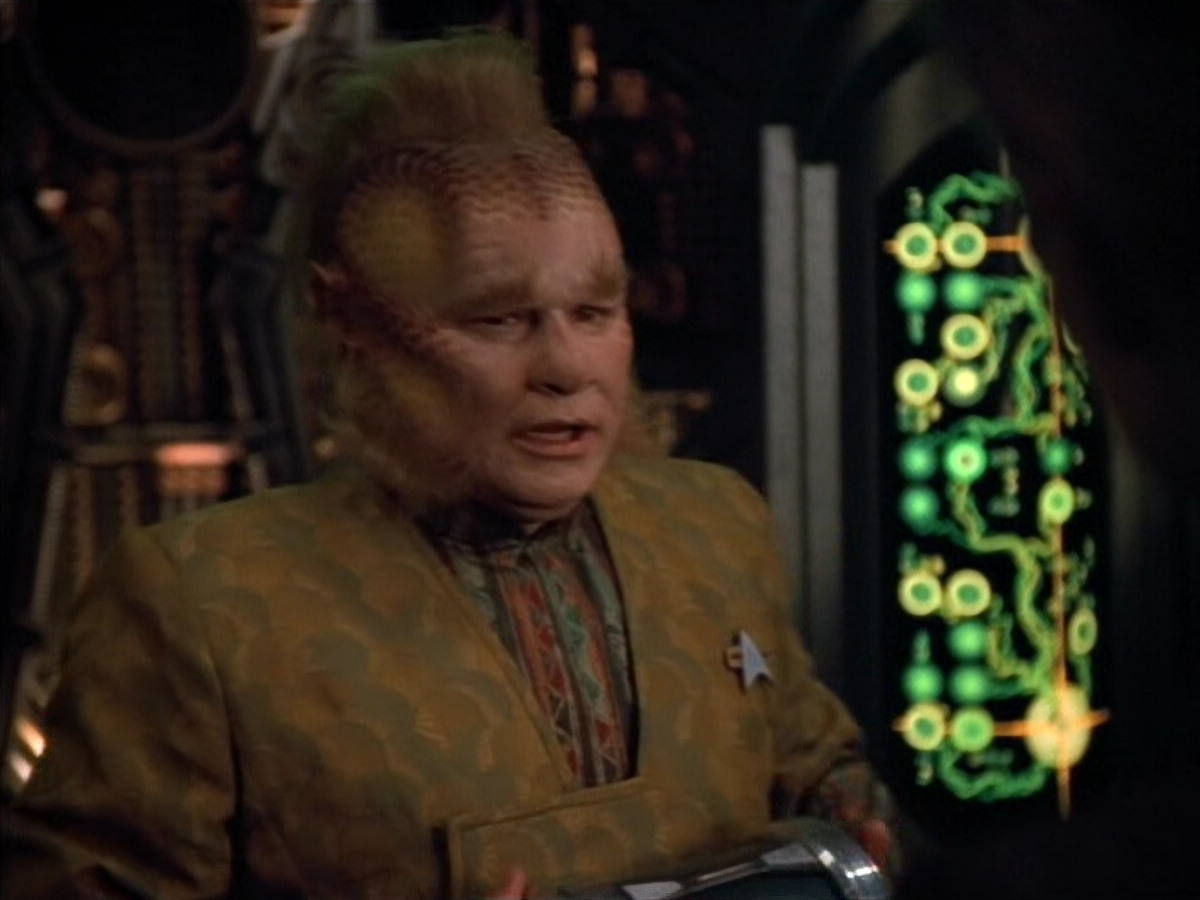 extant_StarTrek_VOY_4x12-MortalCoil_00441.jpg