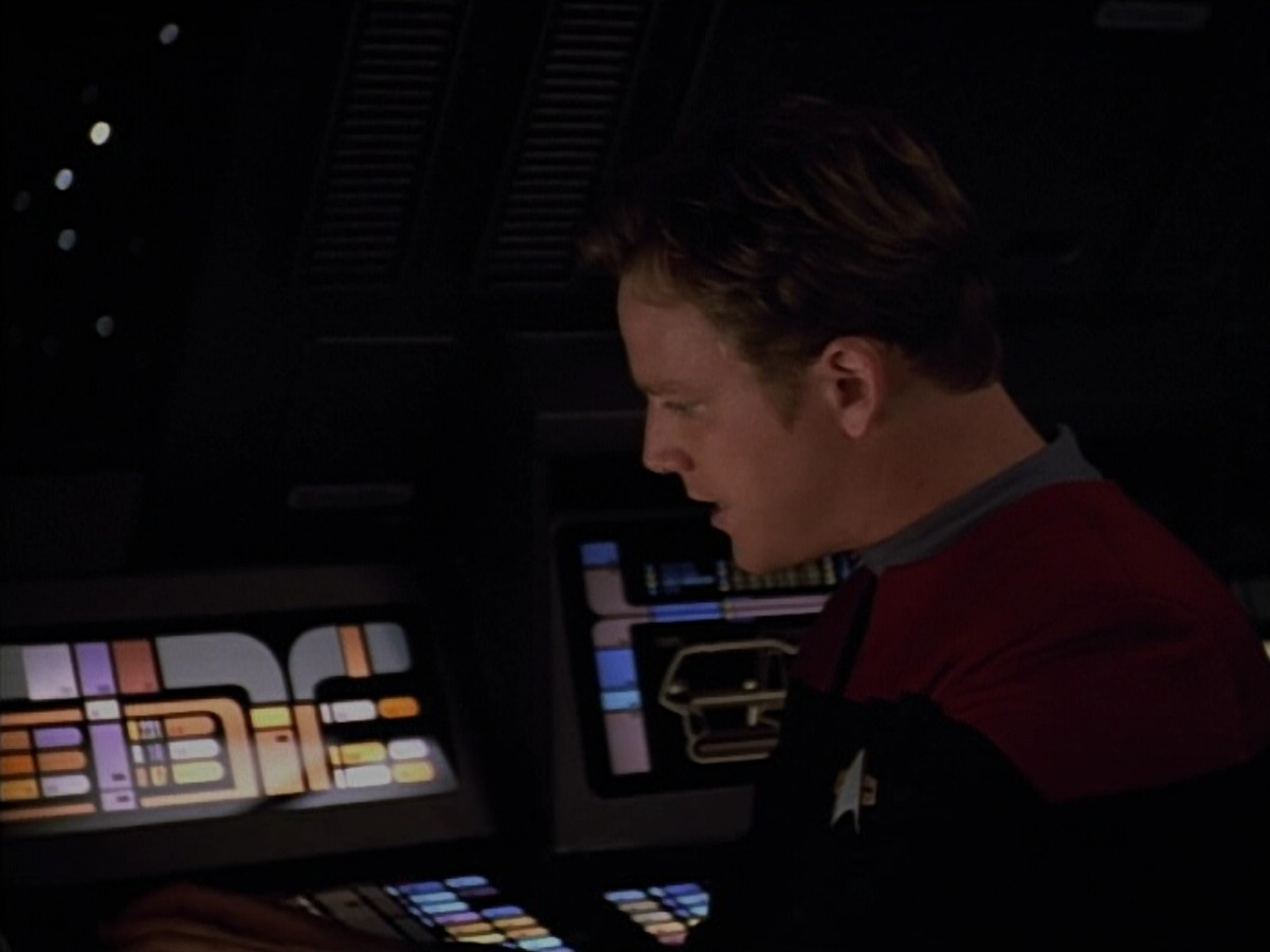 extant_StarTrek_VOY_4x12-MortalCoil_00523.jpg