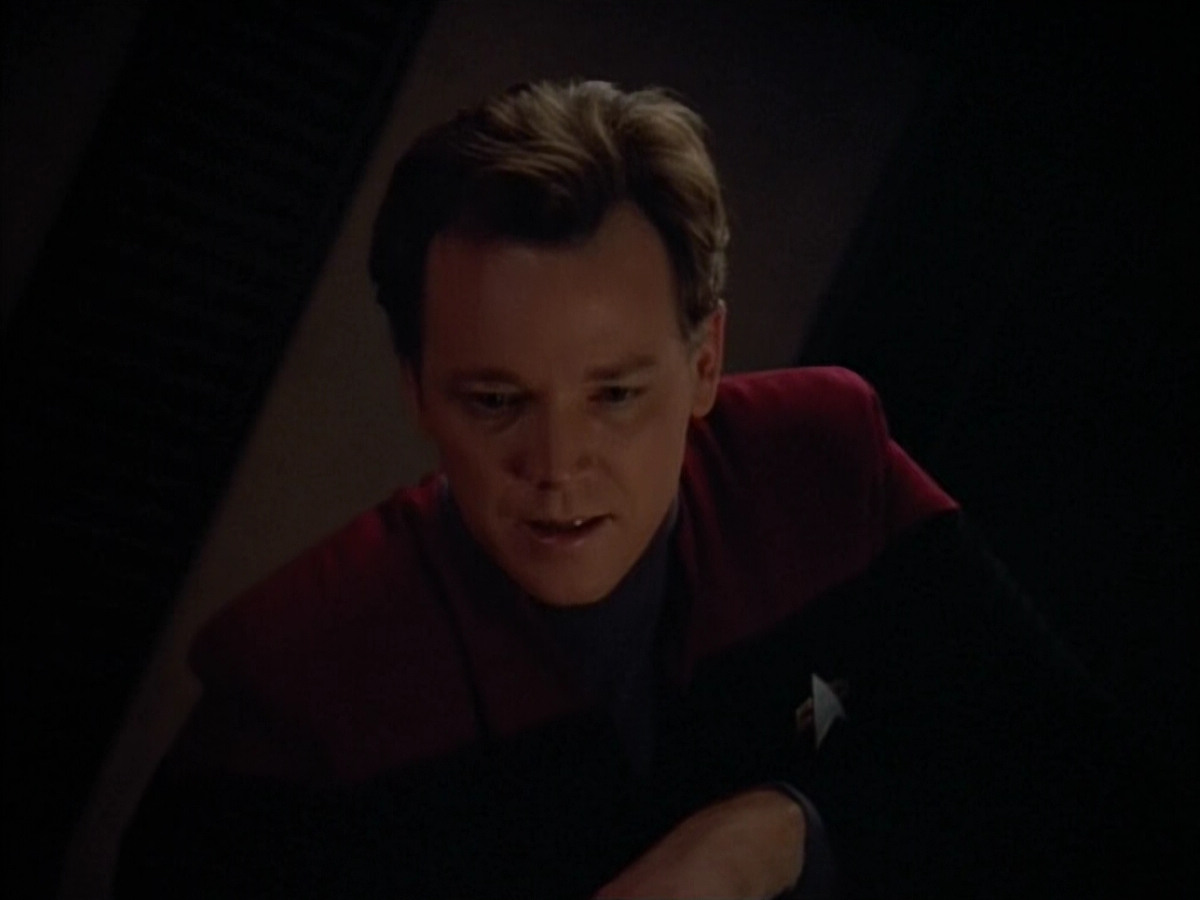 extant_StarTrek_VOY_4x12-MortalCoil_00562.jpg