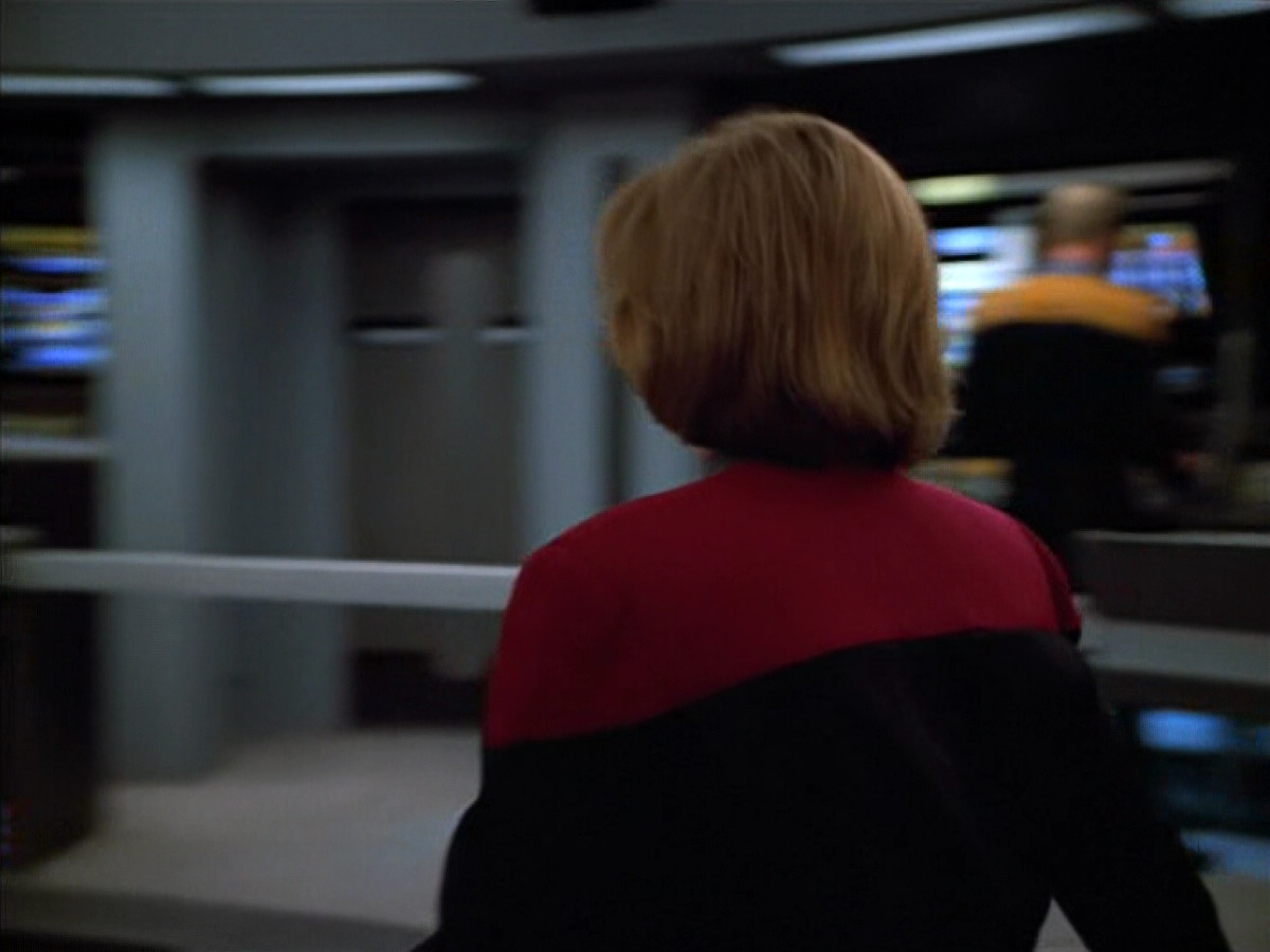 extant_StarTrek_VOY_4x12-MortalCoil_00805.jpg