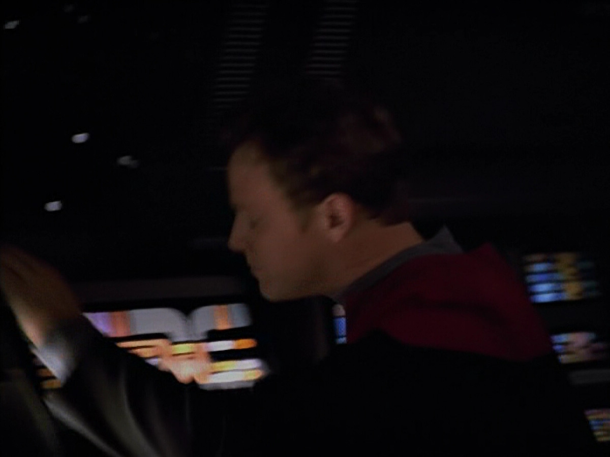 extant_StarTrek_VOY_4x12-MortalCoil_01598.jpg