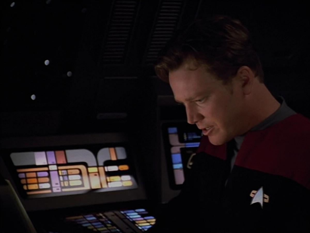 extant_StarTrek_VOY_4x12-MortalCoil_01603.jpg