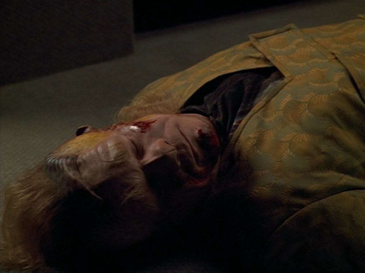 extant_StarTrek_VOY_4x12-MortalCoil_01642.jpg