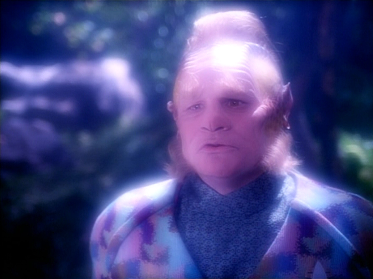 extant_StarTrek_VOY_4x12-MortalCoil_02890.jpg
