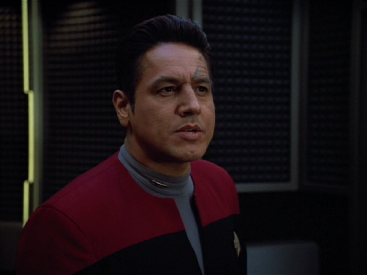 extant_StarTrek_VOY_4x12-MortalCoil_03487.jpg