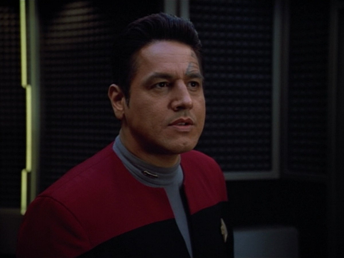 extant_StarTrek_VOY_4x12-MortalCoil_03488.jpg