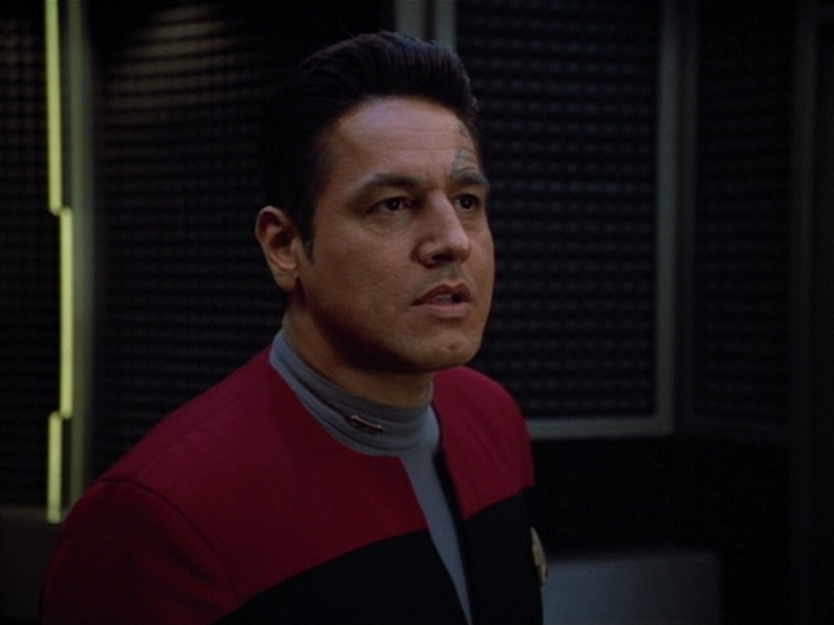 extant_StarTrek_VOY_4x12-MortalCoil_03497.jpg
