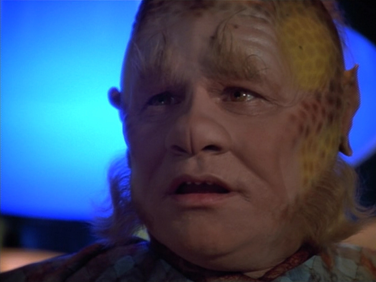 extant_StarTrek_VOY_4x12-MortalCoil_03534.jpg