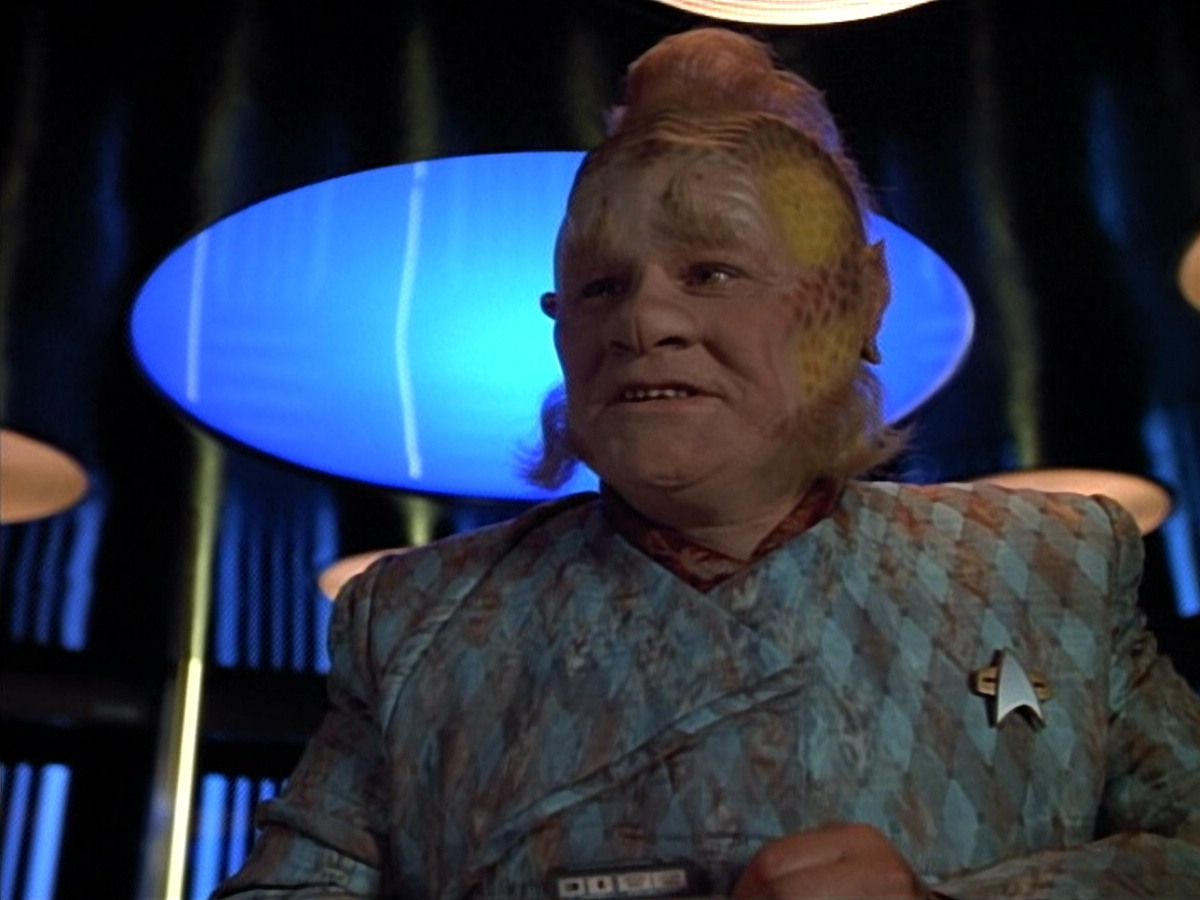 extant_StarTrek_VOY_4x12-MortalCoil_03568.jpg
