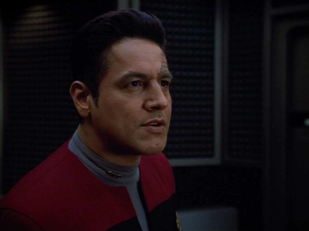extant_StarTrek_VOY_4x12-MortalCoil_03622.jpg