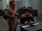 Filename=extant_StarTrek_VOY_4x12-MortalCoil_00021.jpg
Filesize=180KiB
Dimensions=1200x900
Date added=Sep 14, 2019 extant_StarTrek_VOY_4x12-MortalCoil_00021.jpg