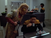 Filename=extant_StarTrek_VOY_4x12-MortalCoil_00024.jpg
Filesize=174KiB
Dimensions=1200x900
Date added=Sep 14, 2019 extant_StarTrek_VOY_4x12-MortalCoil_00024.jpg