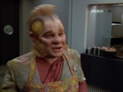 extant_StarTrek_VOY_4x12-MortalCoil_00065.jpg