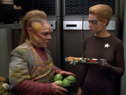 Filename=extant_StarTrek_VOY_4x12-MortalCoil_00076.jpg
Filesize=207KiB
Dimensions=1200x900
Date added=Sep 14, 2019 extant_StarTrek_VOY_4x12-MortalCoil_00076.jpg