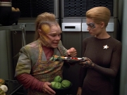 Filename=extant_StarTrek_VOY_4x12-MortalCoil_00084.jpg
Filesize=202KiB
Dimensions=1200x900
Date added=Sep 14, 2019 extant_StarTrek_VOY_4x12-MortalCoil_00084.jpg