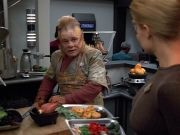 extant_StarTrek_VOY_4x12-MortalCoil_00123.jpg
