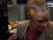 Filename=extant_StarTrek_VOY_4x12-MortalCoil_00130.jpg
Filesize=170KiB
Dimensions=1200x900
Date added=Sep 14, 2019 extant_StarTrek_VOY_4x12-MortalCoil_00130.jpg