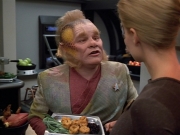 Filename=extant_StarTrek_VOY_4x12-MortalCoil_00155.jpg
Filesize=193KiB
Dimensions=1200x900
Date added=Sep 14, 2019 extant_StarTrek_VOY_4x12-MortalCoil_00155.jpg