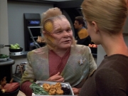 Filename=extant_StarTrek_VOY_4x12-MortalCoil_00162.jpg
Filesize=196KiB
Dimensions=1200x900
Date added=Sep 14, 2019 extant_StarTrek_VOY_4x12-MortalCoil_00162.jpg