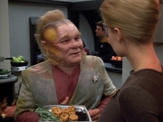 Filename=extant_StarTrek_VOY_4x12-MortalCoil_00163.jpg
Filesize=188KiB
Dimensions=1200x900
Date added=Sep 14, 2019 extant_StarTrek_VOY_4x12-MortalCoil_00163.jpg