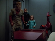 Filename=extant_StarTrek_VOY_4x12-MortalCoil_00201.jpg
Filesize=136KiB
Dimensions=1200x900
Date added=Sep 14, 2019 extant_StarTrek_VOY_4x12-MortalCoil_00201.jpg