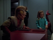 Filename=extant_StarTrek_VOY_4x12-MortalCoil_00213.jpg
Filesize=134KiB
Dimensions=1200x900
Date added=Sep 14, 2019 extant_StarTrek_VOY_4x12-MortalCoil_00213.jpg