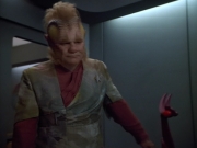 Filename=extant_StarTrek_VOY_4x12-MortalCoil_00238.jpg
Filesize=130KiB
Dimensions=1200x900
Date added=Sep 14, 2019 extant_StarTrek_VOY_4x12-MortalCoil_00238.jpg