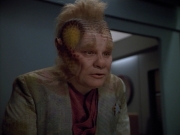 Filename=extant_StarTrek_VOY_4x12-MortalCoil_00260.jpg
Filesize=139KiB
Dimensions=1200x900
Date added=Sep 14, 2019 extant_StarTrek_VOY_4x12-MortalCoil_00260.jpg