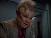 Filename=extant_StarTrek_VOY_4x12-MortalCoil_00265.jpg
Filesize=134KiB
Dimensions=1200x900
Date added=Sep 14, 2019 extant_StarTrek_VOY_4x12-MortalCoil_00265.jpg